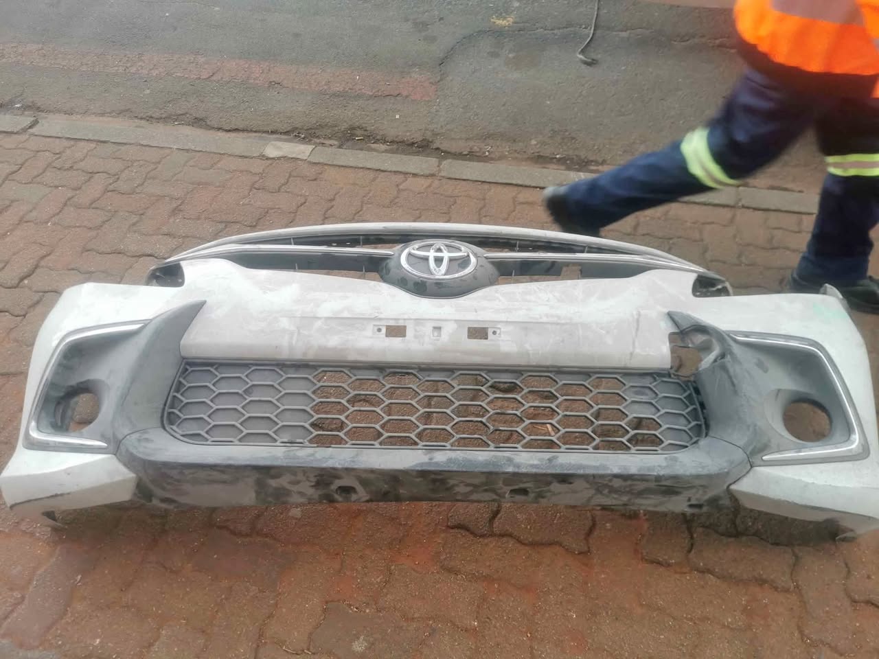 Toyota starlet complete front bumper - Private Seller Toyota starlet complete front bumper - Private Seller