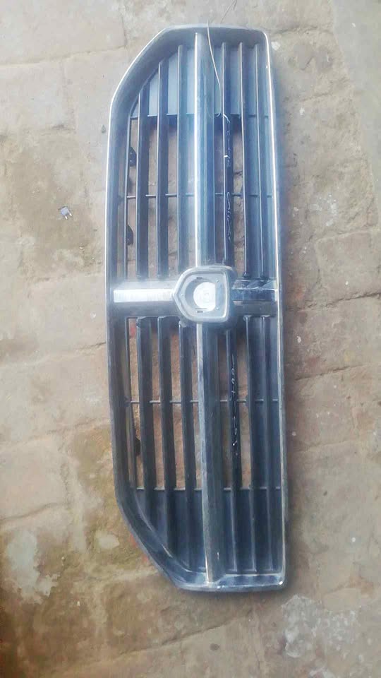 DODGE CALIBER 2007-2012 front6 BUMPER GRILL FOR SALE - Private Seller DODGE CALIBER 2007-2012 front6 BUMPER GRILL FOR SALE - Private Seller