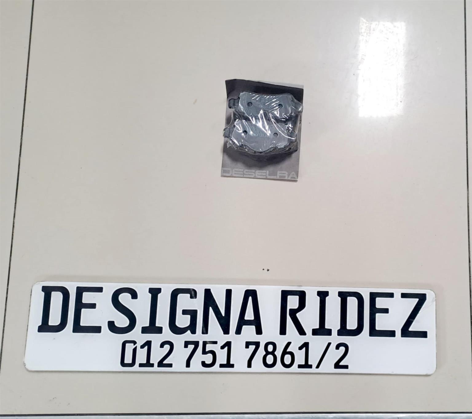 BMW E60 5-SERIES FRONT BRAKE PADS NEW - Private Seller