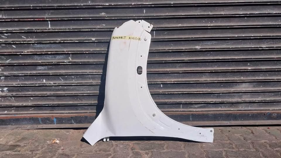 Renault Kwid fender - Private Seller