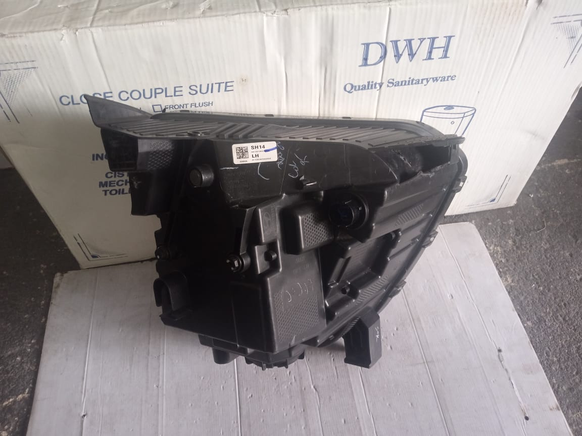 2021-2023 HYUNDAI CRETA LEFT SIDE HEADLIGHT FOR SALE - Private Seller