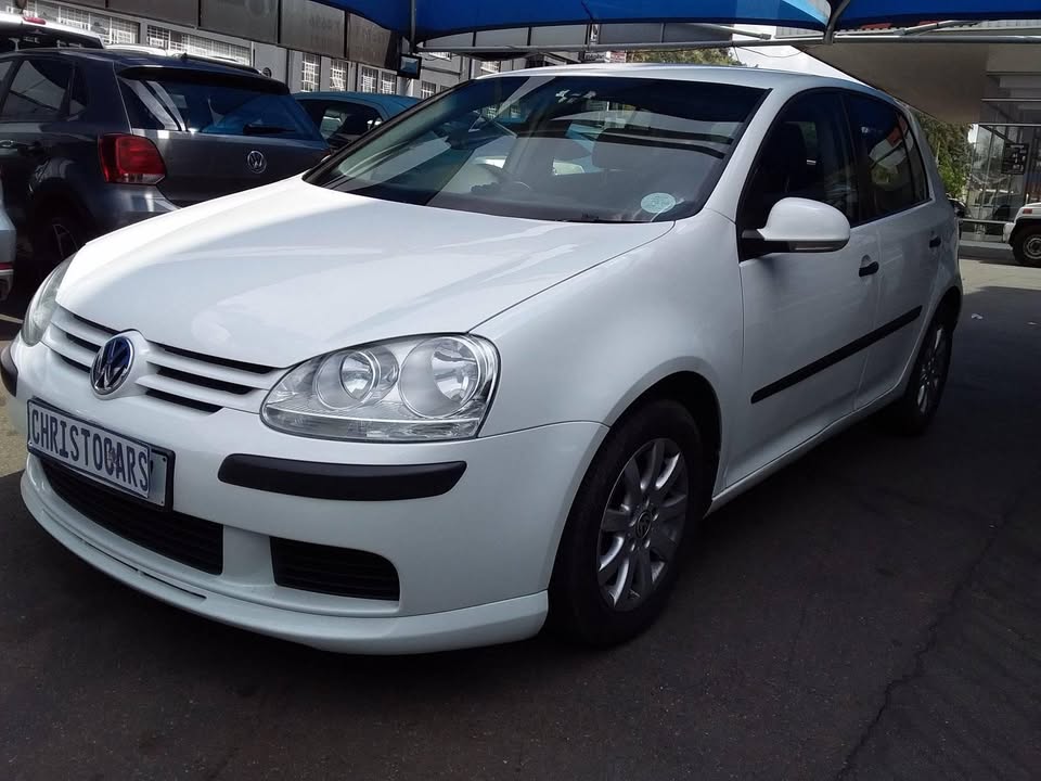 2005 model VW Golf 5 comfort line manual