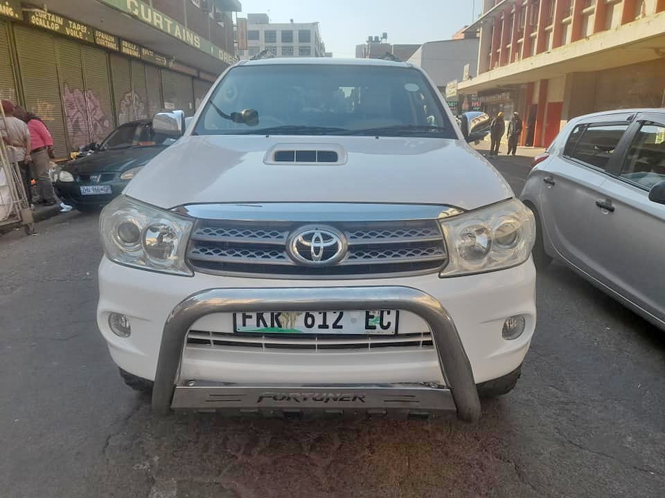 2008 TOYOTA FORTUNER 3.0D4D LEATHER SEATS AVAILABLE
