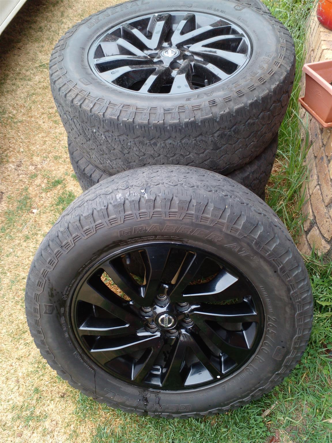 Navara 18 inch mags - Private Seller Navara 18 inch mags - Private Seller