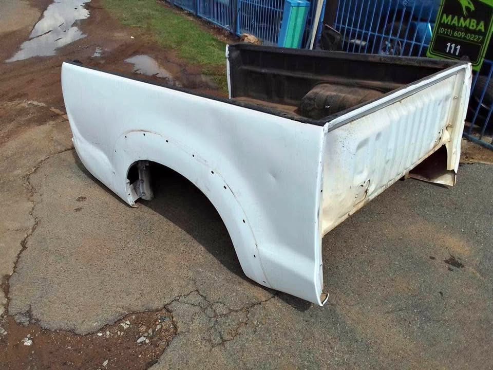 Toyota Hilux Loading Bin Available - Private Seller Toyota Hilux Loading Bin Available - Private Seller