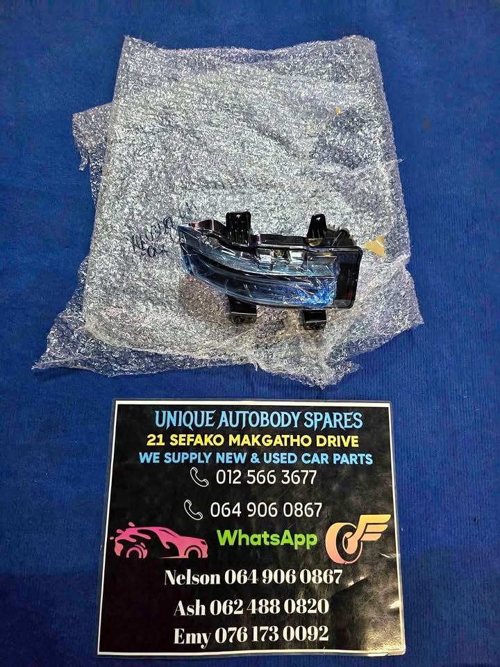 Mahindra XUV 300 DRL Fog Light Set - Private Seller Mahindra XUV 300 DRL Fog Light Set - Private Seller