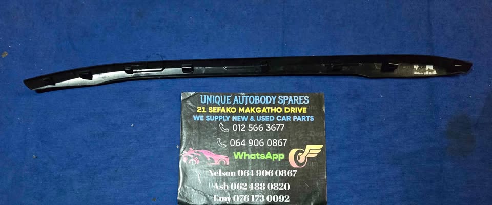 Ford Ecosport Right Roof Rack Cover - Private Seller