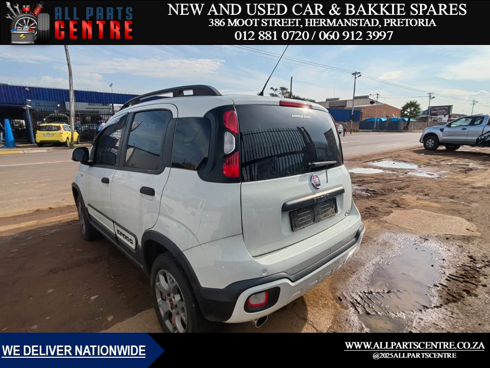 Stripping for Spares: 2020 Fiat Panda Cross 0.9 Petrol Manual