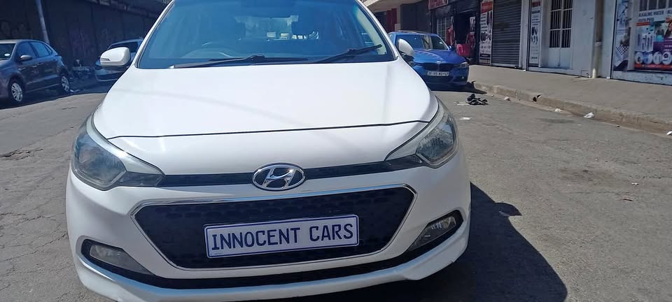 2017 HYUNDAI i20 1.2 PETROL,  MANUAL TRANSMISSION, WHITE COLOUR, MILEAGE 75000KM 2017 HYUNDAI i20 1.2 PETROL,  MANUAL TRANSMISSION, WHITE COLOUR, MILEAGE 75000KM