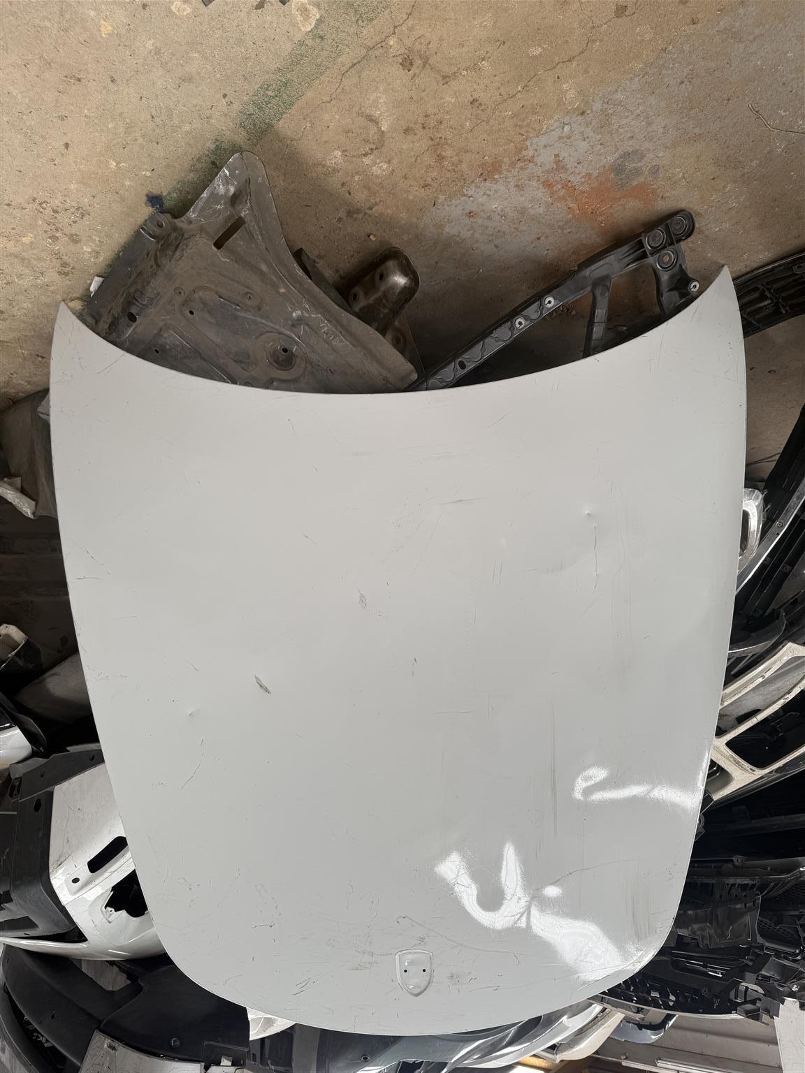 Porsche 991 Cayman Boxster Bonnet / Hood - Private Seller Porsche 991 Cayman Boxster Bonnet / Hood - Private Seller