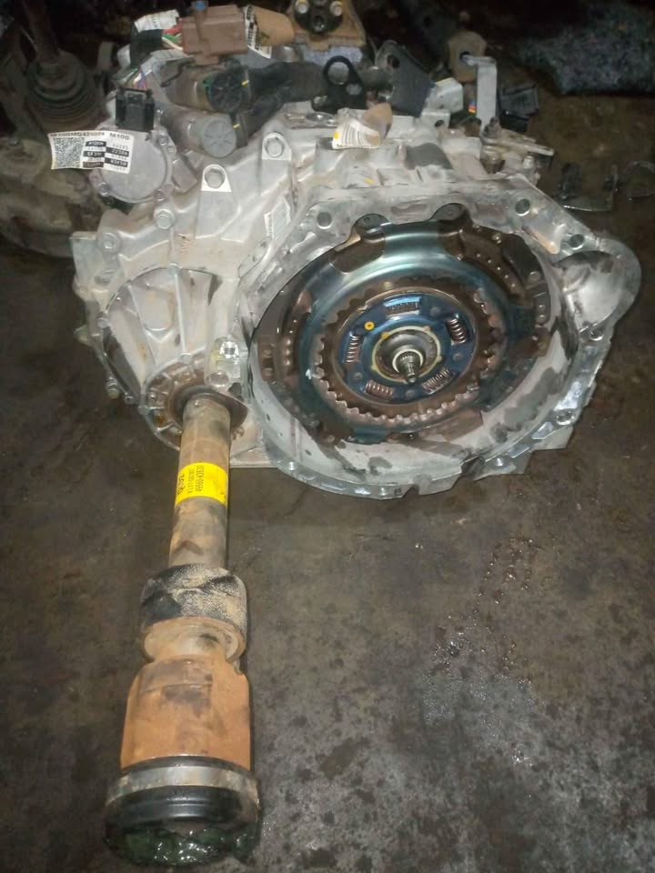 Hyundai Venue automatic gear box transmission - Private Seller