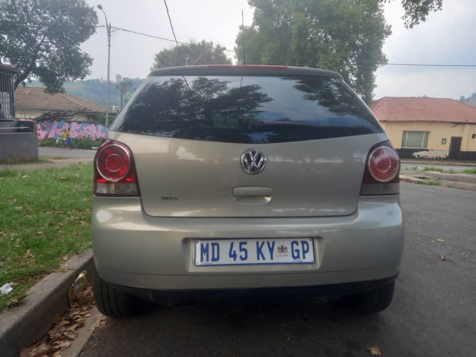 2012 VW Polo 1.4 Hatchback, Manual Petrol, Silver, 85,000kms