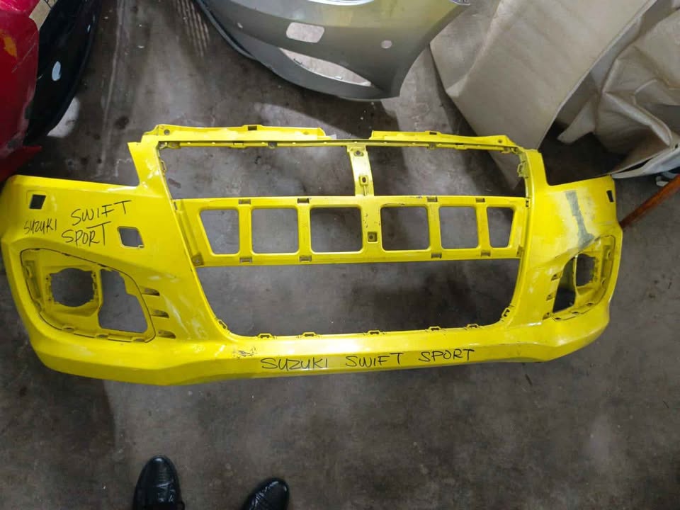 SUZUKI SWIFT SPORT FRONT BUMPER - Private Seller SUZUKI SWIFT SPORT FRONT BUMPER - Private Seller