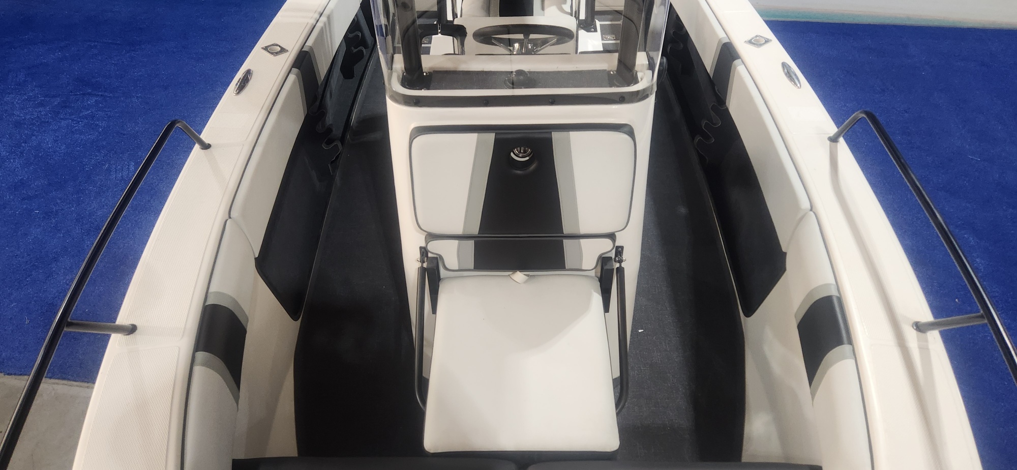 CITATION 600 CC ON TRAILER 2 X 100 HP SUZUKI 4 STROKES 2019 MODEL 60 HOURS