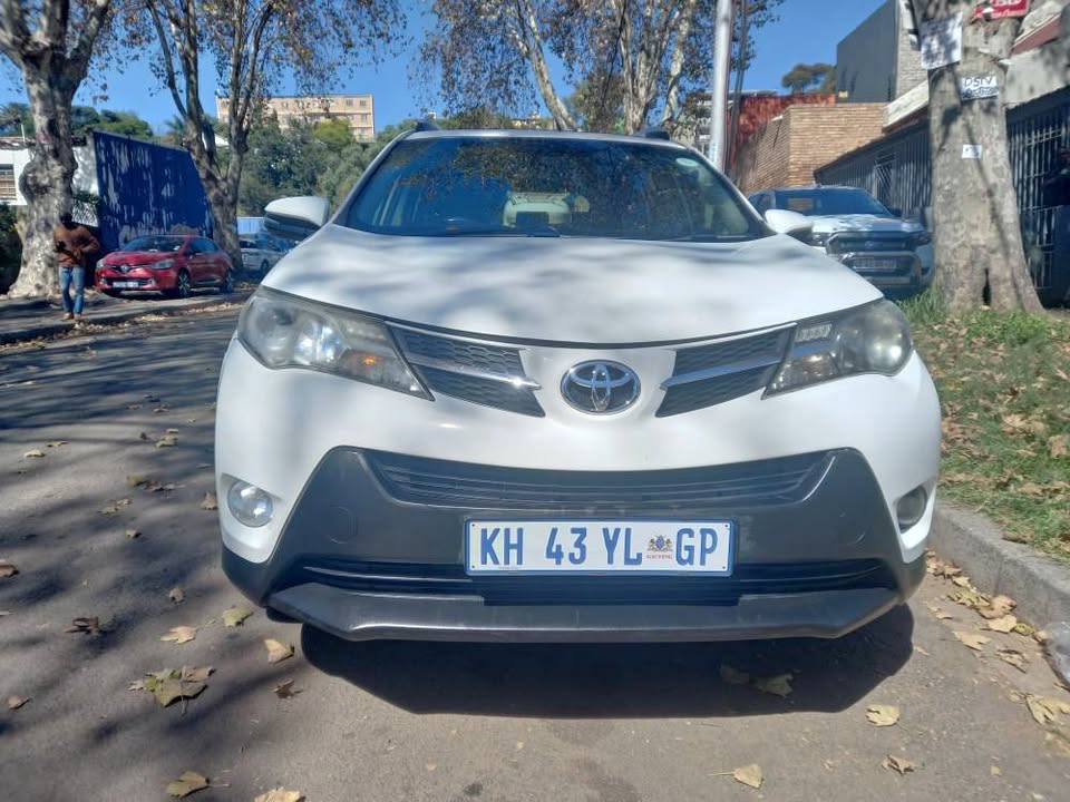2016 Toyota Rav4 2.0 VX Petrol, Automatic AWD 4×4, White, 98000kms