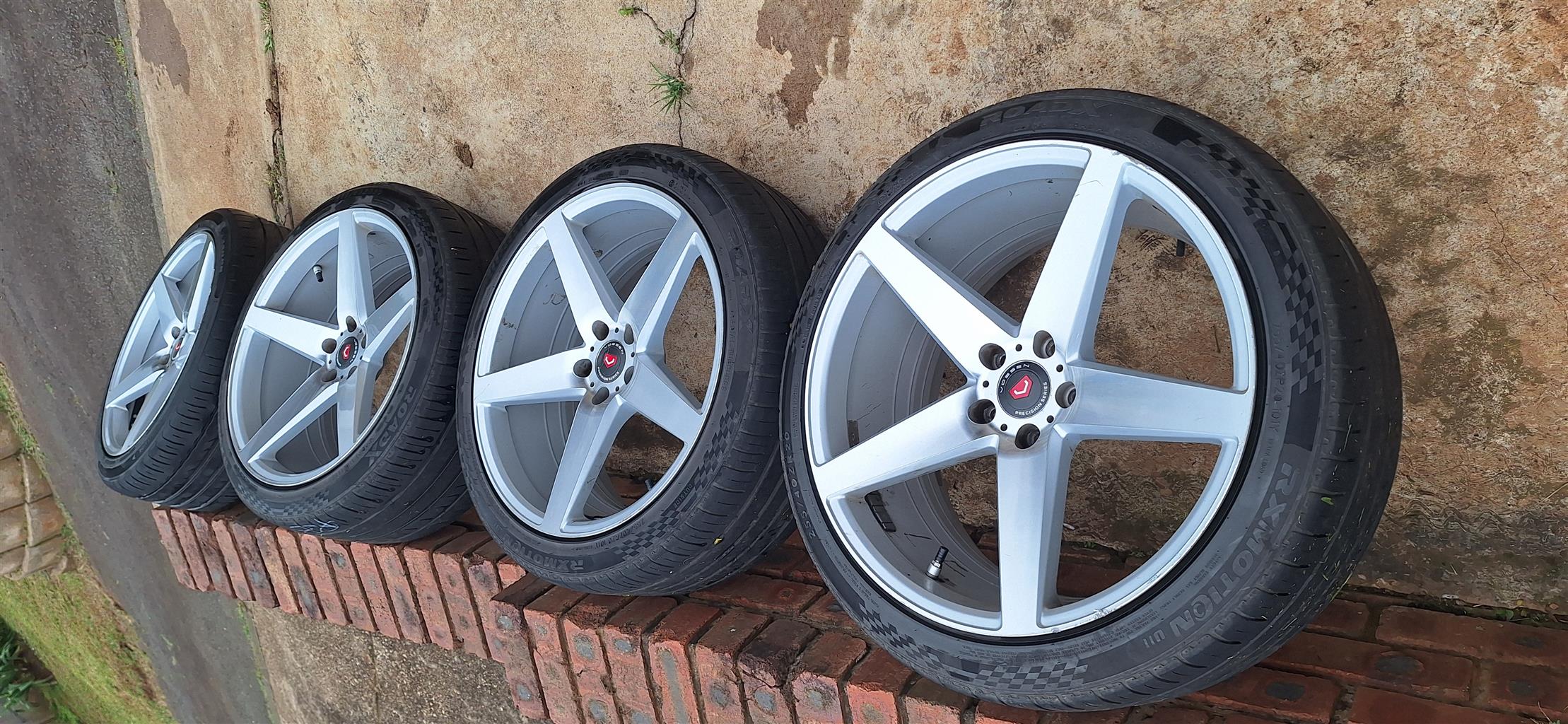 20" Vossen Mags and tyres for sale. - Private Seller