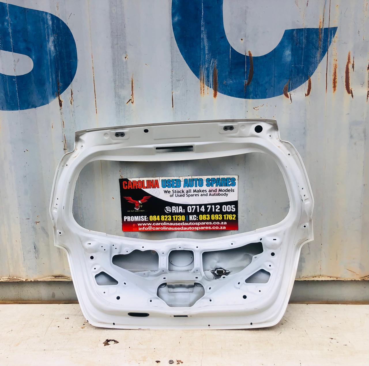 Toyota Yaris tailgate (2016-2017) - Private Seller Toyota Yaris tailgate (2016-2017) - Private Seller