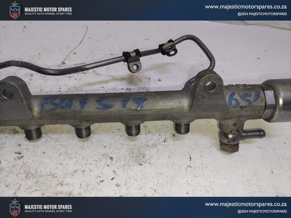Mercedes Benz M651 High Pressure Fuel Rail Common Distributor for Sale - Private Seller