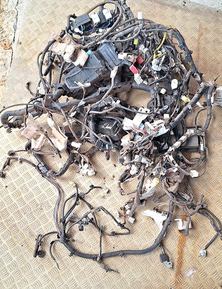 Toyota Hilux 2.4 GD6 Complete Wiring Harness - Private Seller Toyota Hilux 2.4 GD6 Complete Wiring Harness - Private Seller