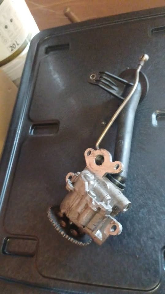 Ford ranger oil pump 2.2/3.2 engine - Private Seller
