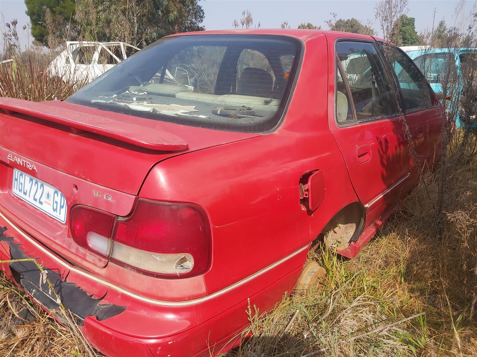 Hyundai elantra 1996 parts - Private Seller Hyundai elantra 1996 parts - Private Seller
