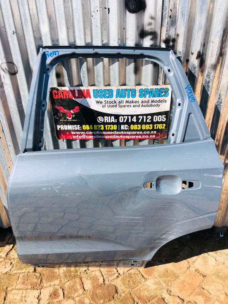 Volvo XC60 left rear/ back door - Private Seller Volvo XC60 left rear/ back door - Private Seller