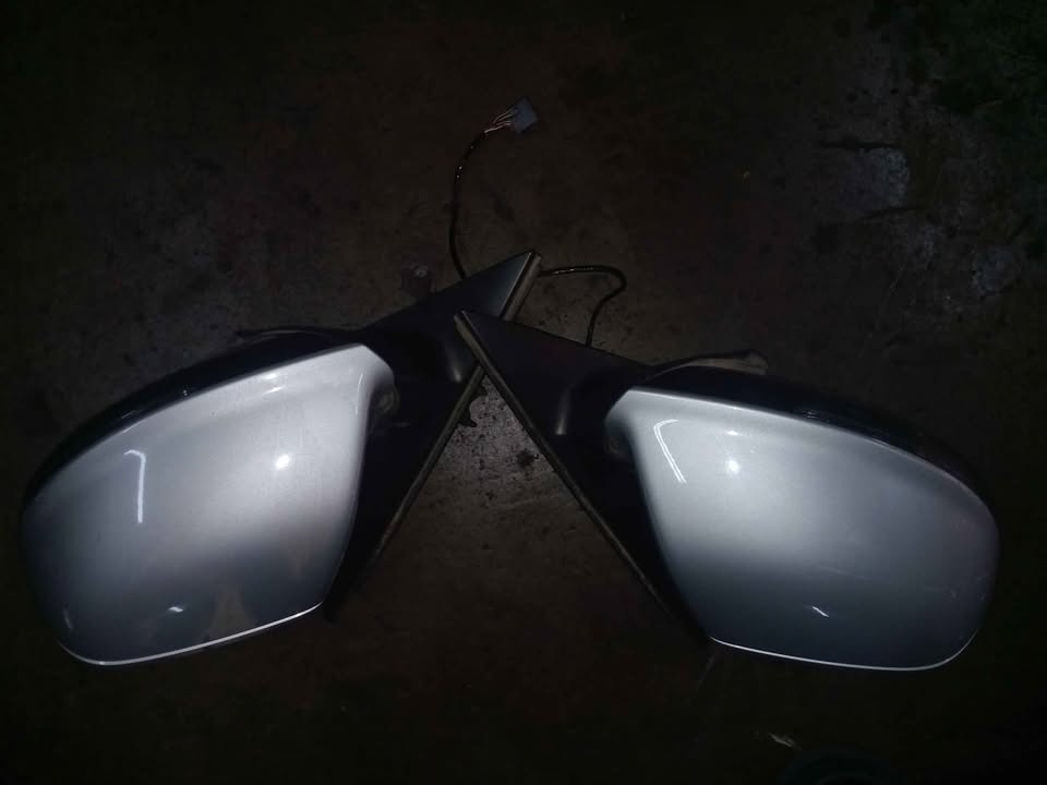 Vw Audi Q5 side mirror both side electric - Private Seller