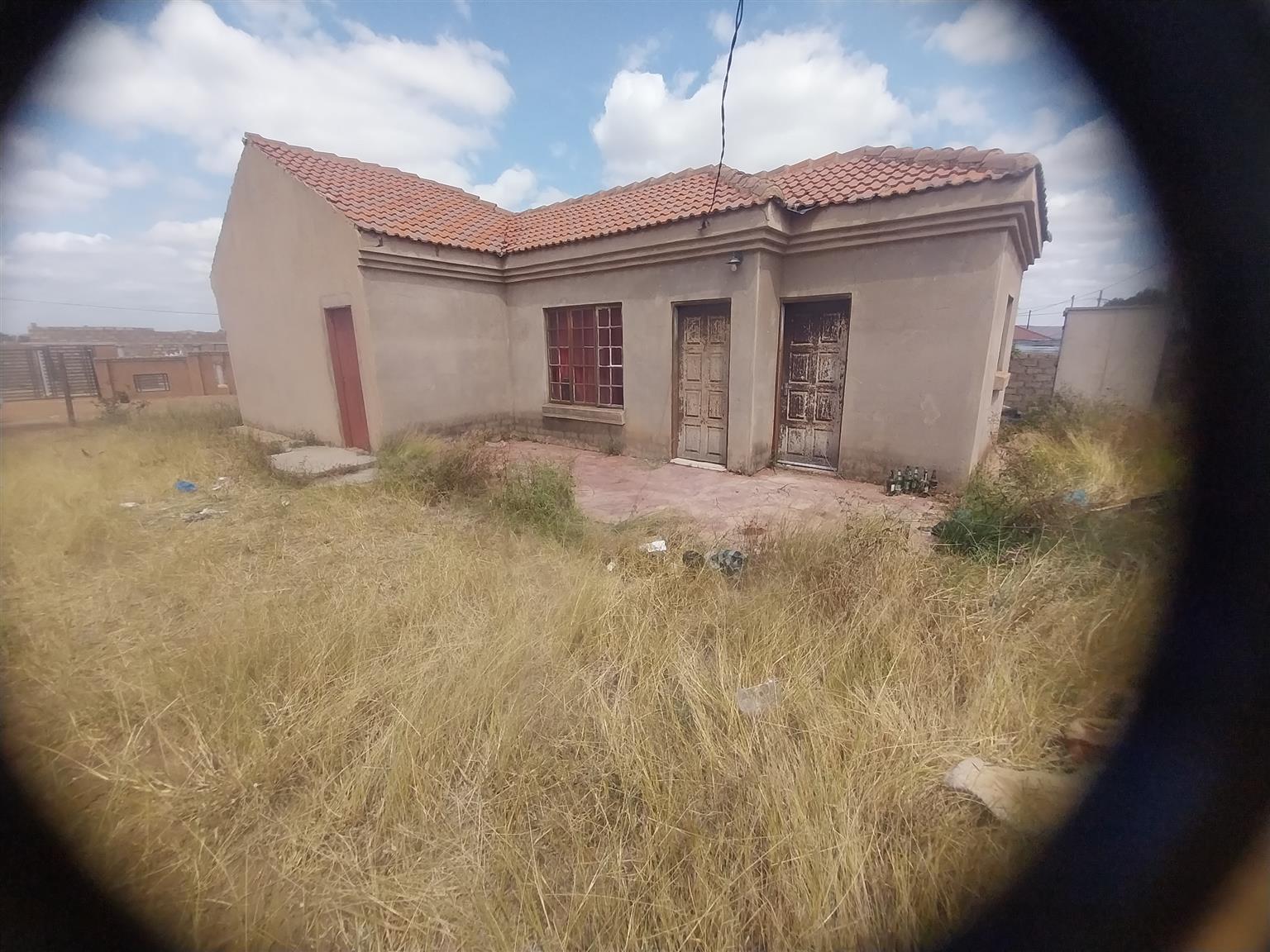 Double Stand For Sale in Slovo Gardens,Mabopane Junk Mail