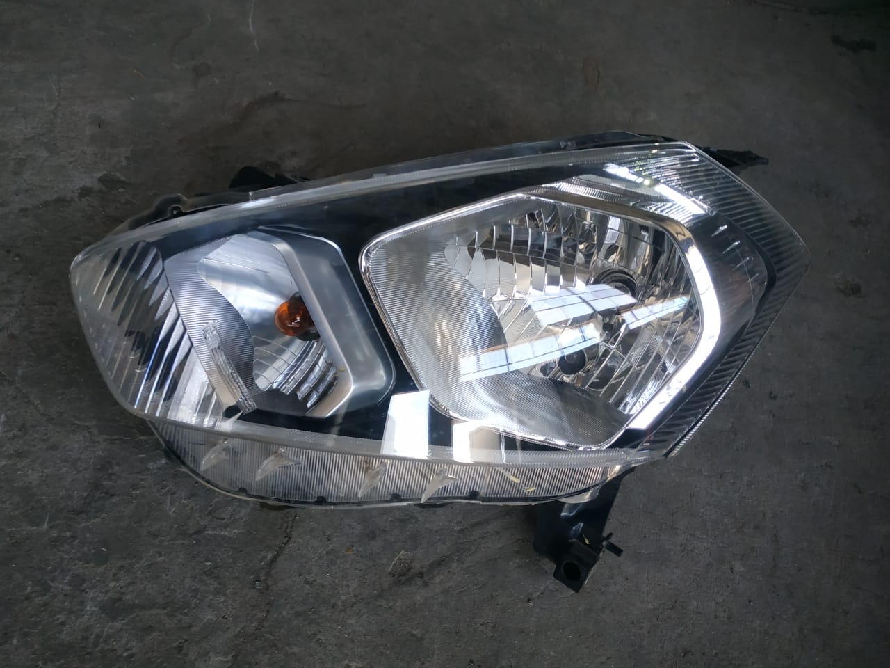 Datsun go left headlight / head lamp for sale - Private Seller Datsun go left headlight / head lamp for sale - Private Seller