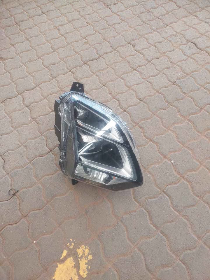 Cherry omoda c5 xenon headlight right side - Private Seller Cherry omoda c5 xenon headlight right side - Private Seller