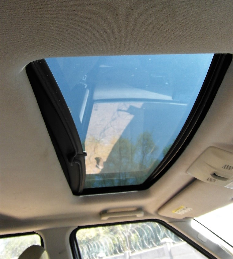 Land Rover Discovery 3 Sunroof for sale | AUTO EZI - Private Seller Land Rover Discovery 3 Sunroof for sale | AUTO EZI - Private Seller