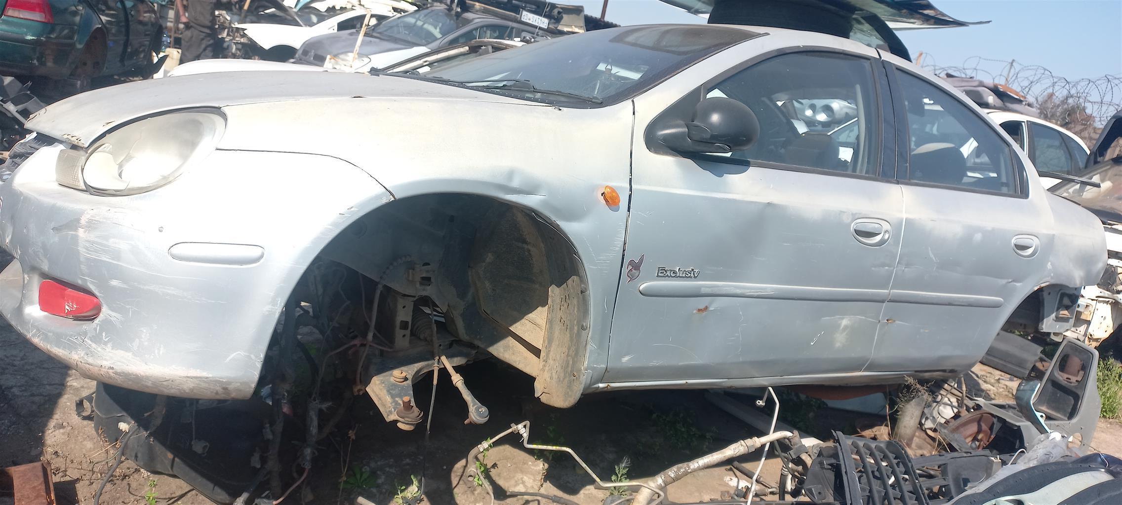 Chrysler neon 2001 stripping - Private Seller