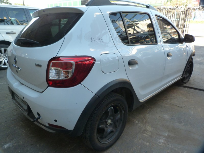 Renault Sandero 900T Stepway Manual White - 2016 STRIPPING FOR SPARES - Private Seller Renault Sandero 900T Stepway Manual White - 2016 STRIPPING FOR SPARES - Private Seller