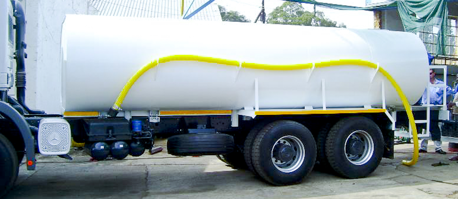 Mercedes Benz Axor 18000l Water Truck (water tanker)