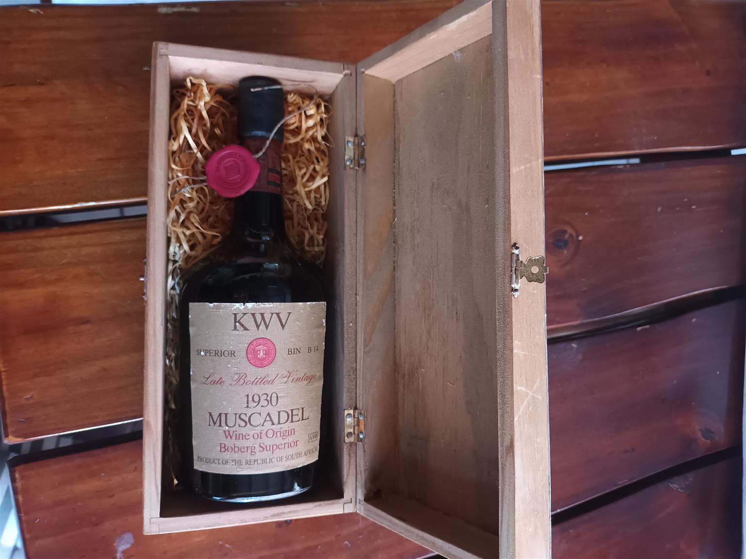 KWV muscadel  1930 collectors item still in original wooden box.