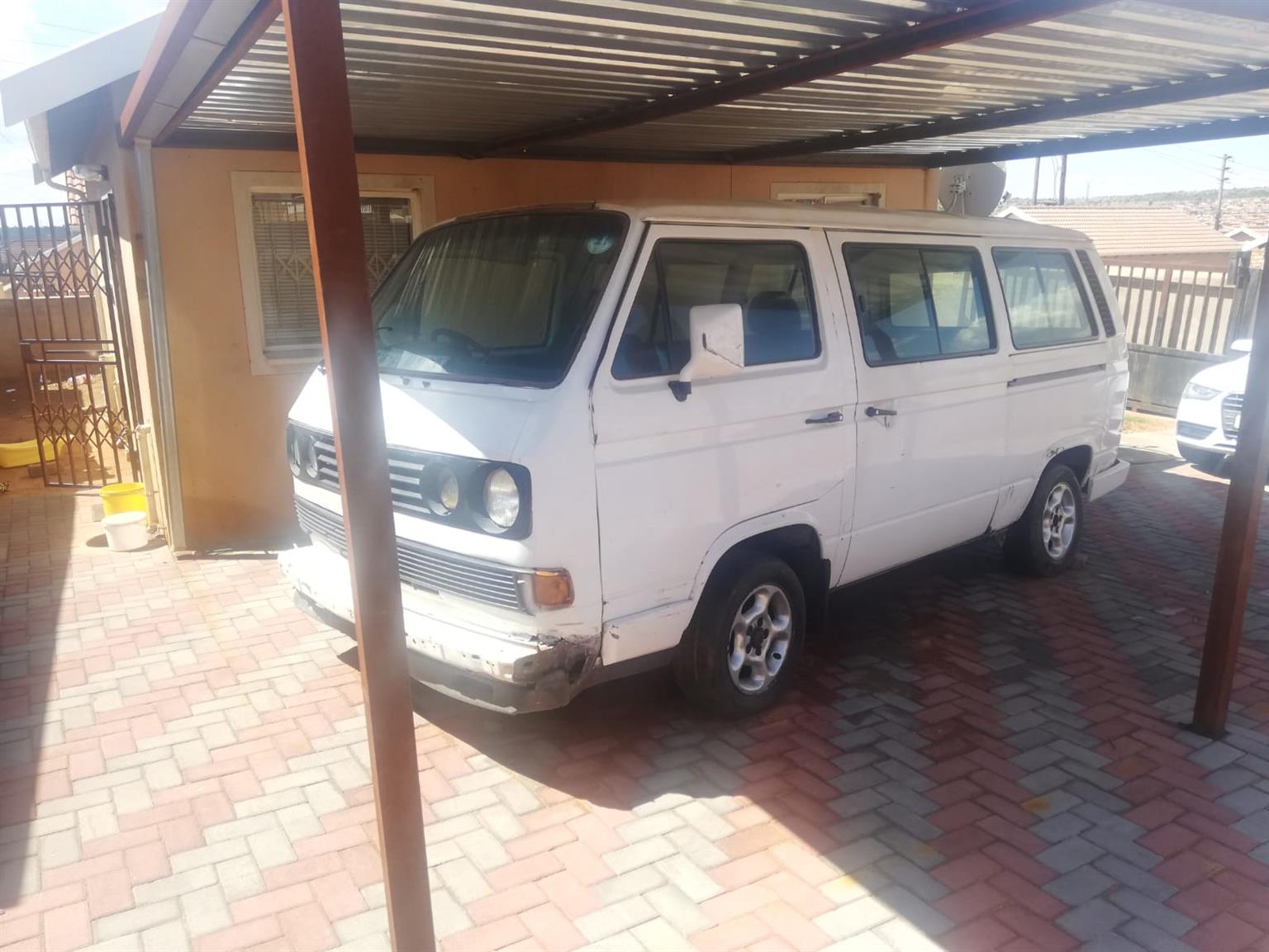 Microbus for sale, 1996 model, white, good condition 