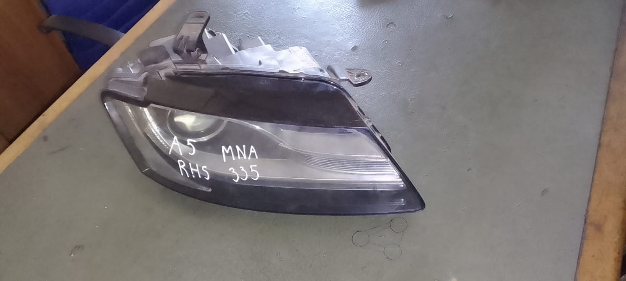 Audi A5 RHS Headlight for SALE - Private Seller Audi A5 RHS Headlight for SALE - Private Seller