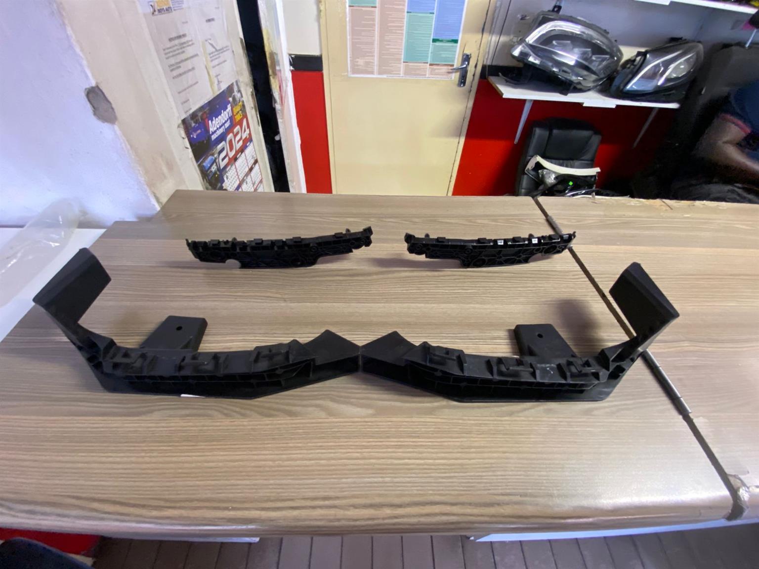 2023 GMW P SERIES BUMPER SLINDER AND HEADLIGHT BRACKET BOTHSIDE AVAILABLE FOR SA 2023 GMW P SERIES BUMPER SLINDER AND HEADLIGHT BRACKET BOTHSIDE AVAILABLE FOR SA
