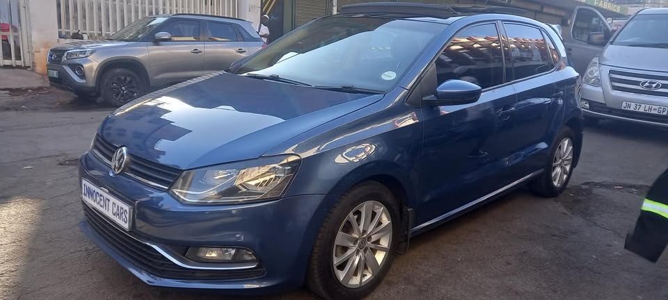2017 VW POLO 6 Tsi 1.4 PETROL, MANUAL TRANSMISSION,  BLUE COLOUR, 91000KM