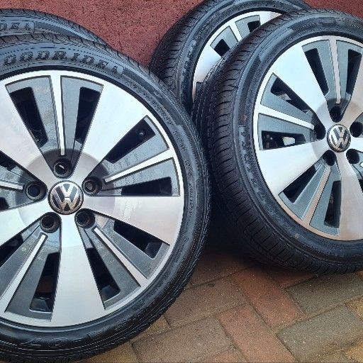 VW GOLF/JETTA 17INCH MAGS AND TYRES - Private Seller VW GOLF/JETTA 17INCH MAGS AND TYRES - Private Seller