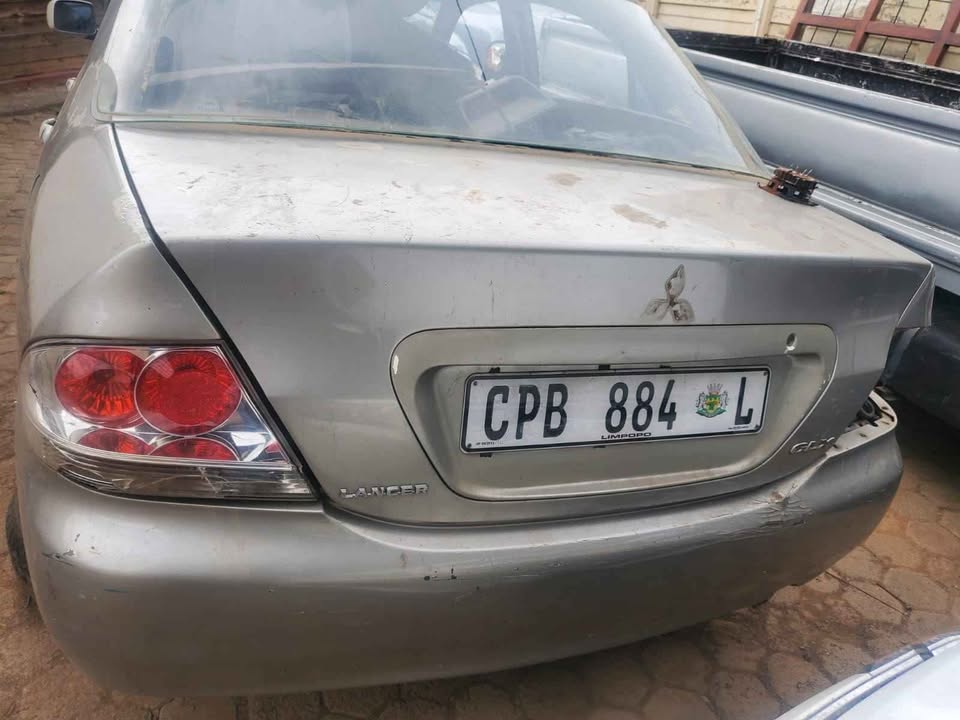 Mitsubishi Lancer 1.6 2004 stripping for spares - Private Seller