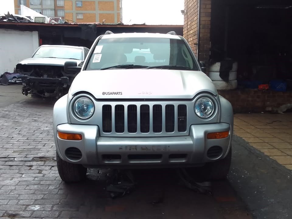 Jeep Cherokee 2.8 KJ stripping for spares! - Private Seller Jeep Cherokee 2.8 KJ stripping for spares! - Private Seller