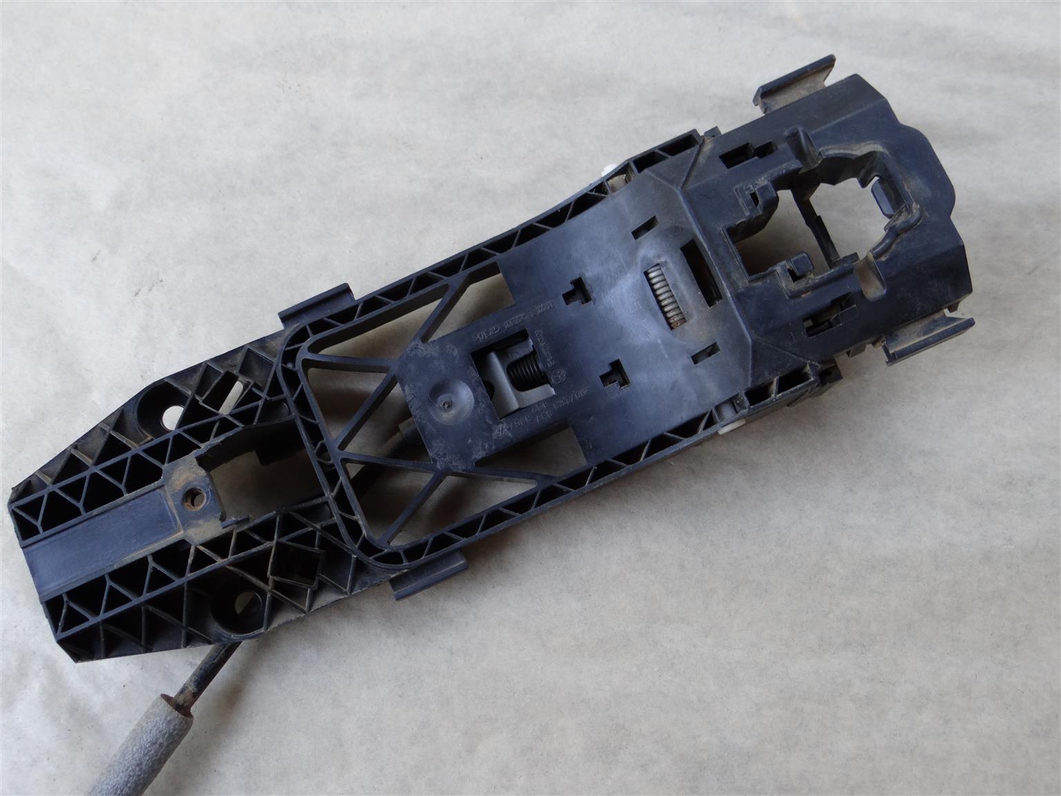 Door Lock components - VW Amarok