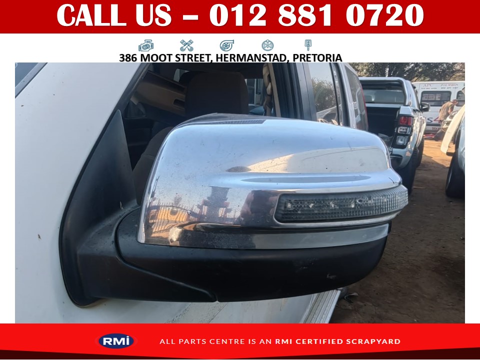 Ford Everest 2011 door mirrors for sale used - Private Seller