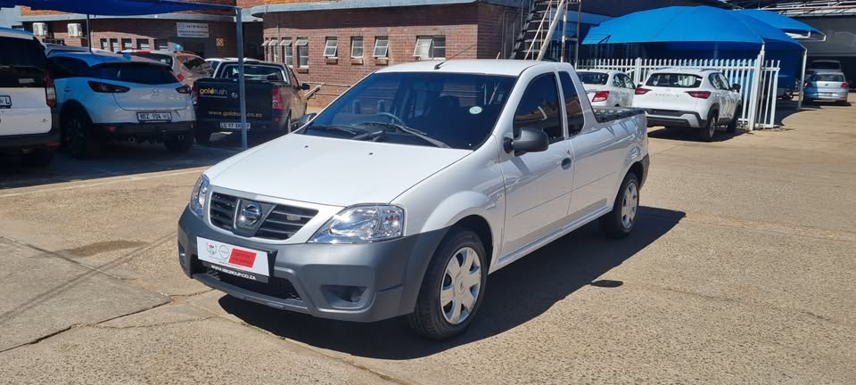 2023 NISSAN NP200 1.6 8V A/C+SAFETY PACK