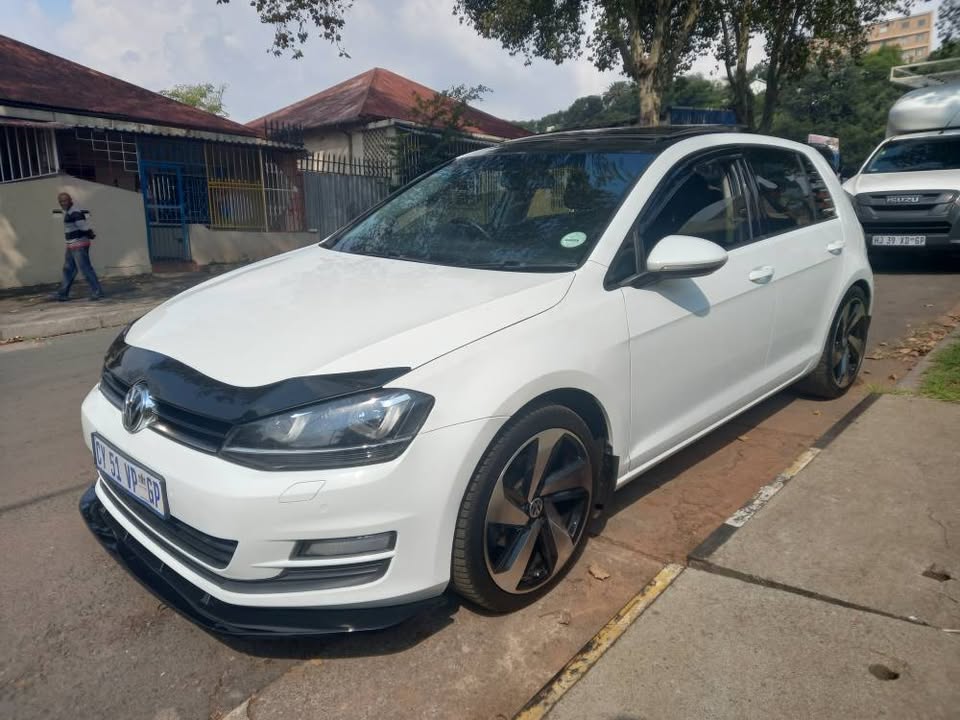 2015 VW Golf 7, 2.0 TDI Diesel, Automatic, White