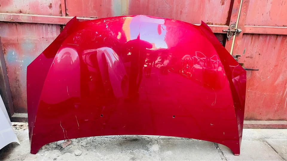 Honda Odyssey bonnet 2005-07 - Private Seller Honda Odyssey bonnet 2005-07 - Private Seller