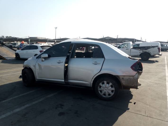 2007 NISSAN TIDA STRIPPING FOR SPARES