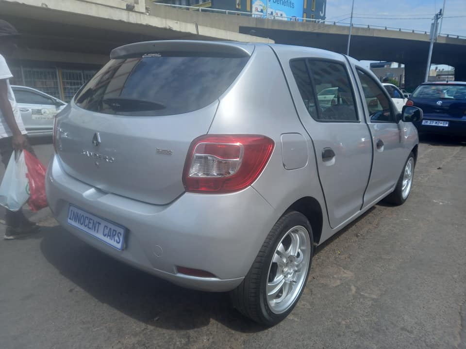 2016 RENAULT SANDERO 900T PETROL, SILVER COLOUR, MILEAGE 115000KM 000 SPARE KEY