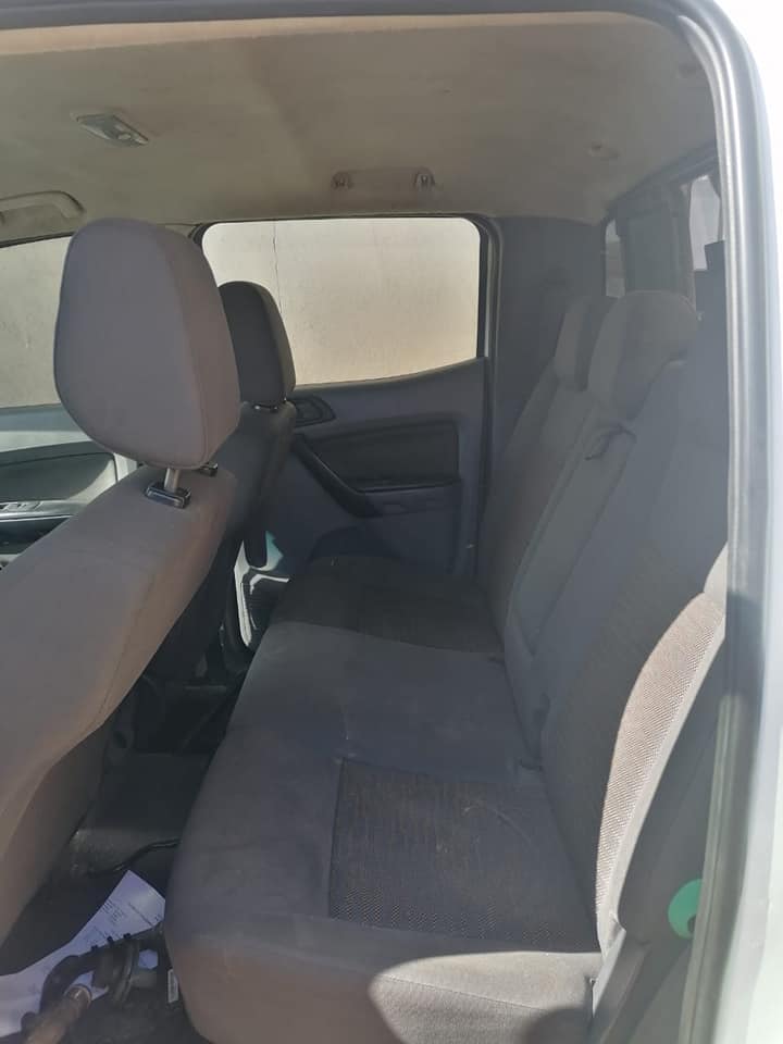 Ford ranger cloth seats - Private Seller